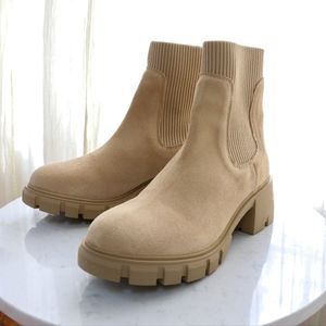 Steve Madden Hayle Platform Chelsea Boot